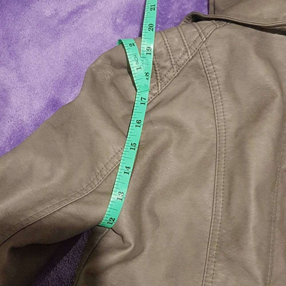 American Rag leather type jacket - Picture 6 of 6